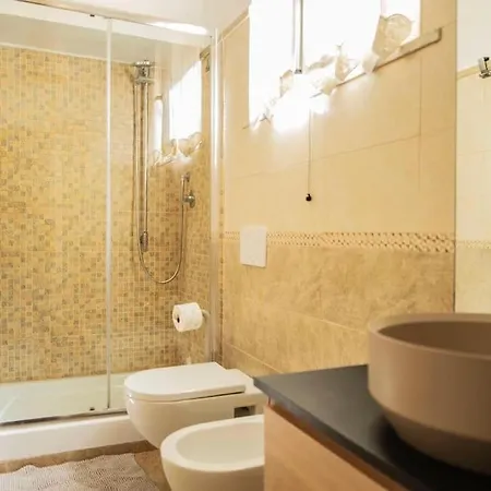 Casa Broccoletti * Rome