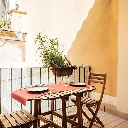 Apartment Casa Broccoletti Rome